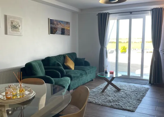 The Meadows Hideaway *